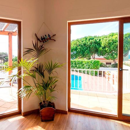 Colares Beach House, Pool Child Friendly Exterior photo