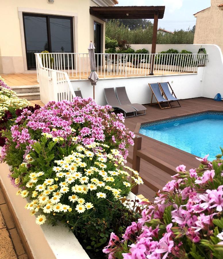 Colares Beach House, Pool Child Friendly Exterior photo