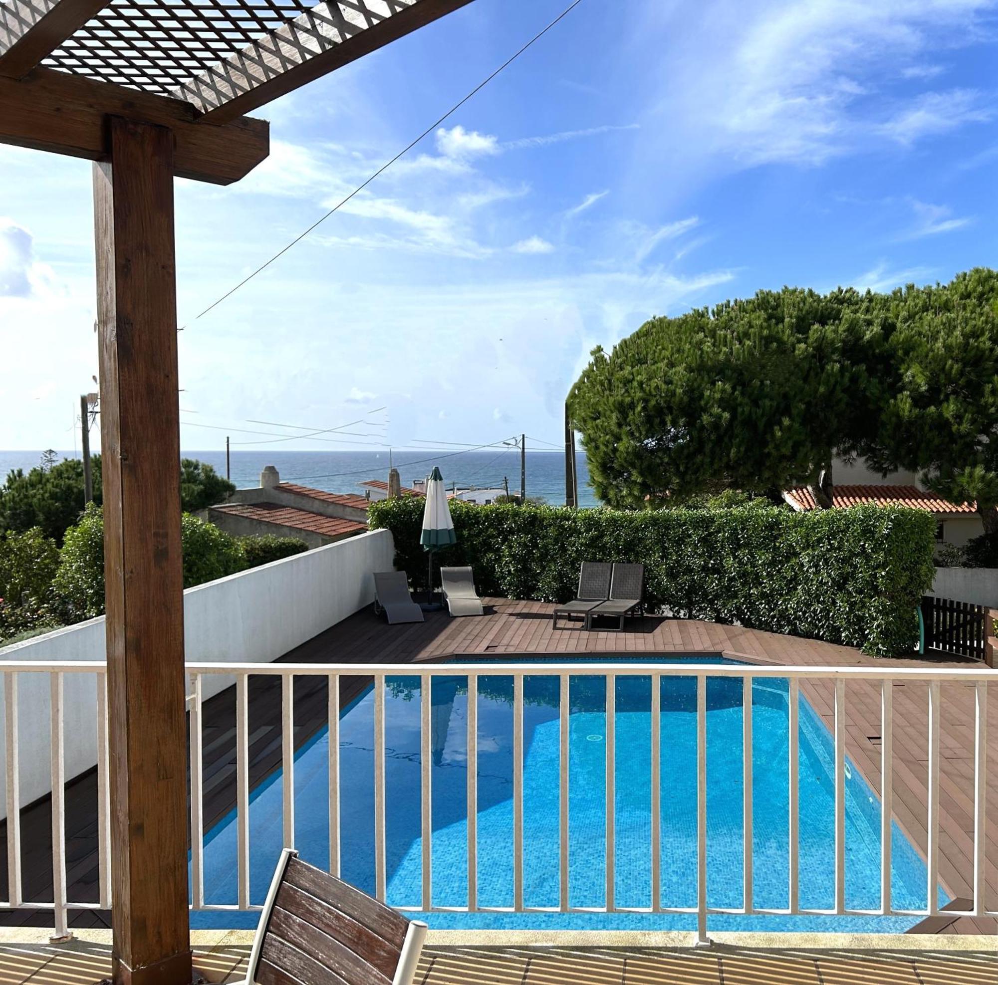 Colares Beach House, Pool Child Friendly Exterior photo