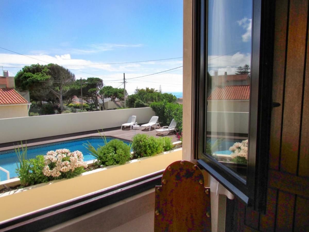 Colares Beach House, Pool Child Friendly Exterior photo